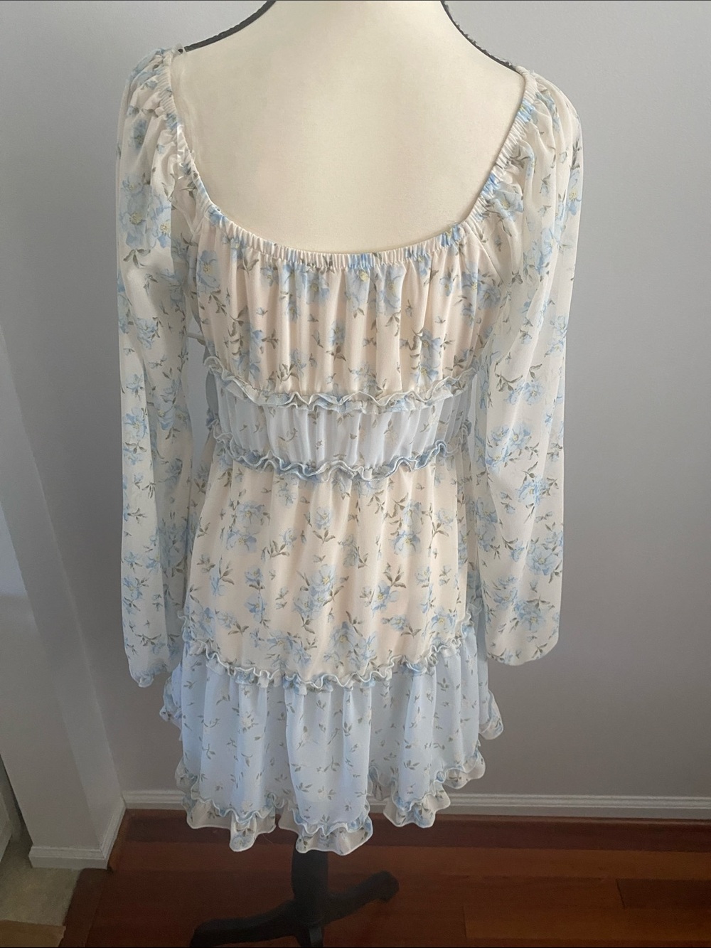 Ulta flirt NWT dresses small, medium, XL sizes - Picture 5 of 8